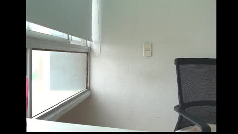Snapshot of isis_pink chatting on 03/04/26, 02:45 Alaya online show from 03/04/26, 02:45