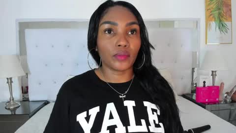 Vanessa online show from 05/05/26, 11:29