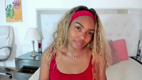 Vanessa online show from 05/13/26, 11:40
