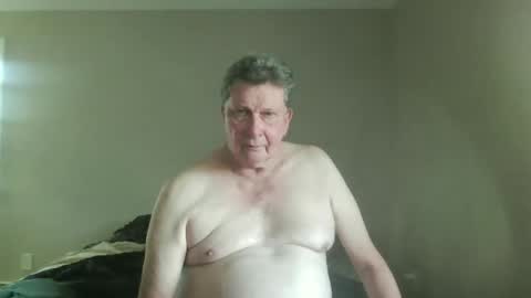 Snapshot of island625103 chatting on 09/19/25, 08:31 island625103 online show from 09/19/25, 08:31