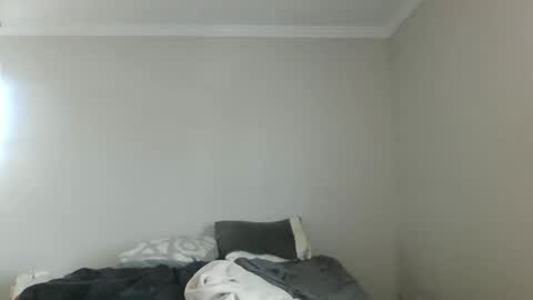 Snapshot of island625103 chatting on 01/13/26, 06:35 island625103 online show from 01/13/26, 06:35