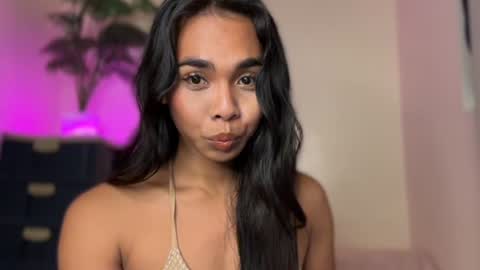 Alona online show from 07/10/26, 10:56