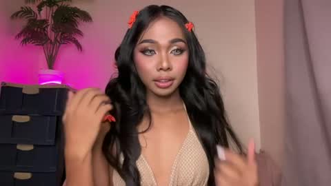 Alona online show from 07/17/26, 09:52