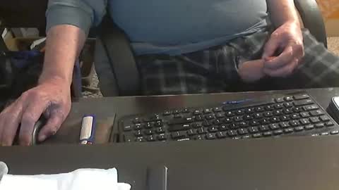 Duke online show from 11/06/25, 05:03