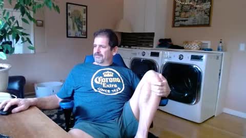 Jim online show from 01/04/25, 01:21