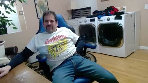 Jim online show from 01/08/25, 10:16