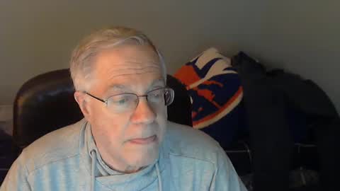 Snapshot of islesman22 chatting on 01/01/25, 11:40 islesman22 online show from 01/01/25, 11:40
