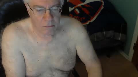 islesman22 online show from 09/28/25, 10:31