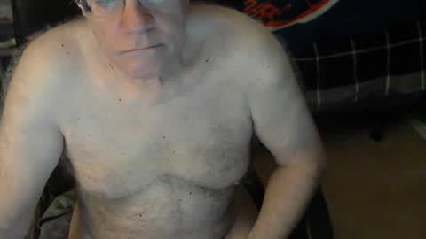 islesman22 online show from 10/13/25, 09:31