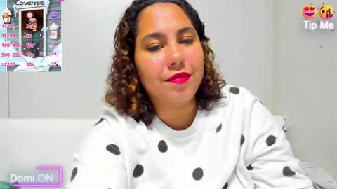 Isobel Adams   online show from 01/06/25, 11:52