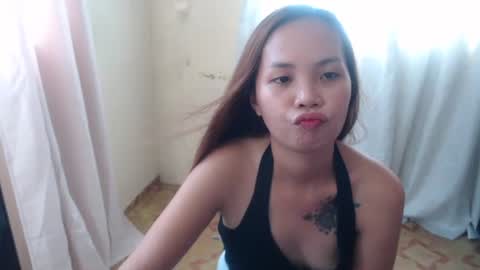Snapshot of isolde_vayne chatting on 10/15/25, 06:46 isolde_vayne online show from 10/15/25, 06:46