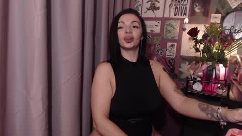 Rebecca online show from 12/05/24, 07:49