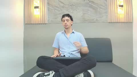 Snapshot of israel_gray chatting on 10/07/25, 07:11 Israel online show from 10/07/25, 07:11