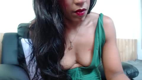 issa_km online show from 02/28/25, 10:17