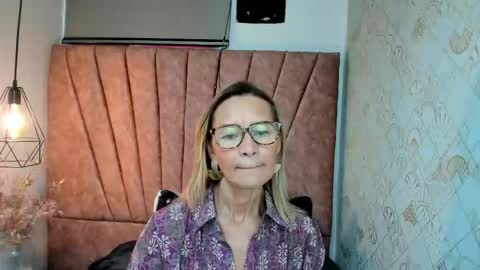 ISSA MILF online show from 11/15/25, 12:13