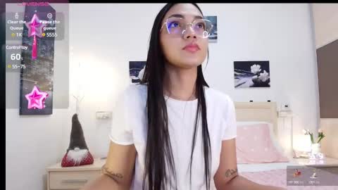 Snapshot of issa_ruiz07 chatting on 12/13/24, 01:44 issa ruiz07 online show from 12/13/24, 01:44