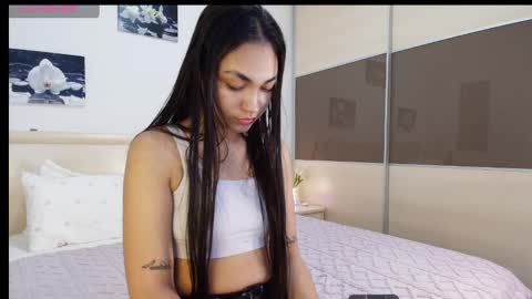 Snapshot of issa_ruiz07 chatting on 12/27/24, 10:55 issa ruiz07 online show from 12/27/24, 10:55