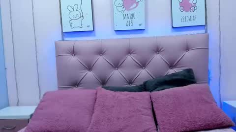 Snapshot of issaa_tyler chatting on 09/21/25, 03:08 Issa  online show from 09/21/25, 03:08