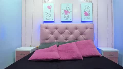 Snapshot of issaa_tyler chatting on 10/16/25, 03:18 Issa  online show from 10/16/25, 03:18