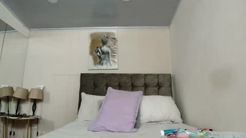issabellajones online show from 07/22/26, 12:08