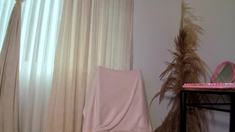  .  .   .  .   online show from 09/15/25, 01:11