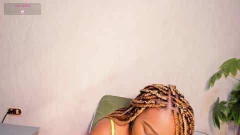 Issa online show from 03/02/25, 02:21