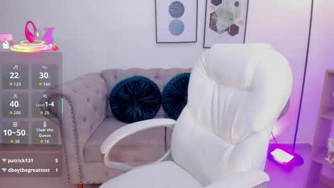 Snapshot of issi_loren chatting on 12/01/25, 06:57 issi_loren online show from 12/01/25, 06:57