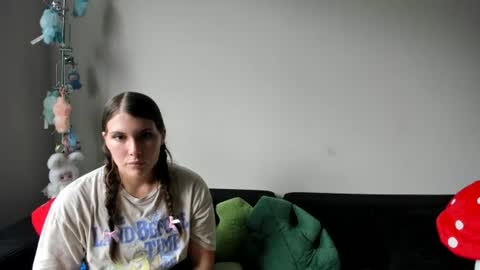 Bella Bloom online show from 07/22/26, 09:39