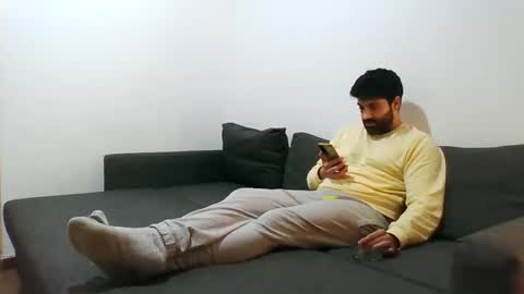 italianboybcn online show from 12/16/24, 11:12