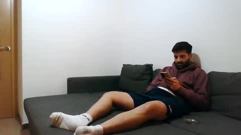 italianboybcn online show from 12/20/24, 08:12