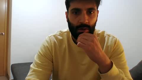 italianboybcn online show from 12/28/24, 10:36