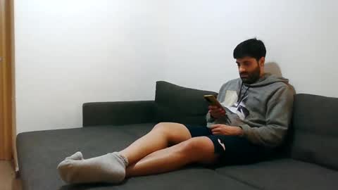 italianboybcn online show from 12/31/24, 10:12