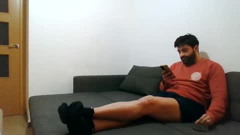 italianboybcn online show from 01/05/25, 10:08