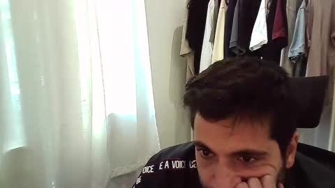 italianboybcn online show from 09/24/25, 07:23