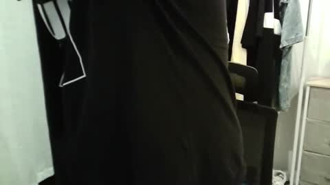 italianboybcn online show from 09/27/25, 08:47