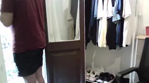 italianboybcn online show from 10/08/25, 07:17