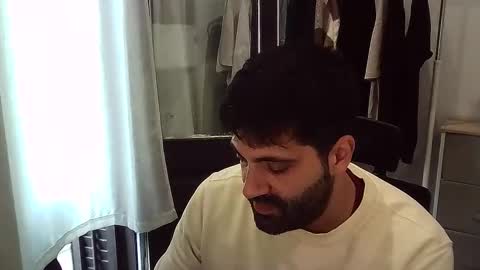 italianboybcn online show from 11/13/25, 08:13