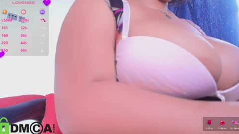 Snapshot of italy__boobs_ chatting on 05/19/26, 02:45 Sofia online show from 05/19/26, 02:45