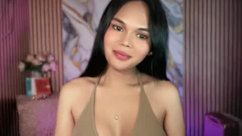 Snapshot of itgirl_cathy chatting on 12/21/25, 02:41 CathCathy online show from 12/21/25, 02:41
