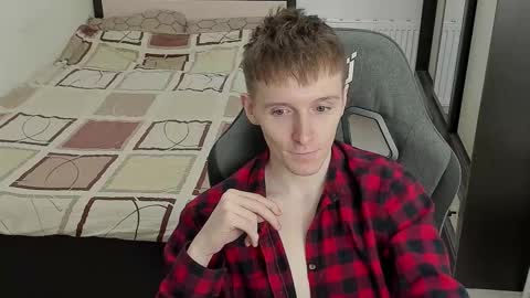 Ethan online show from 09/14/25, 05:45