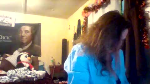 Snapshot of its_kimber chatting on 10/31/25, 04:41 its kimber online show from 10/31/25, 04:41