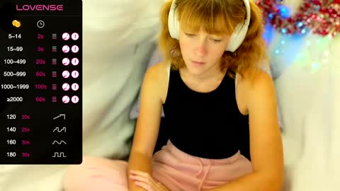 Lily online show from 01/05/25, 12:20