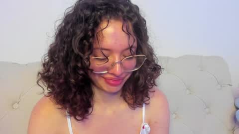 Maria online show from 01/22/25, 01:32