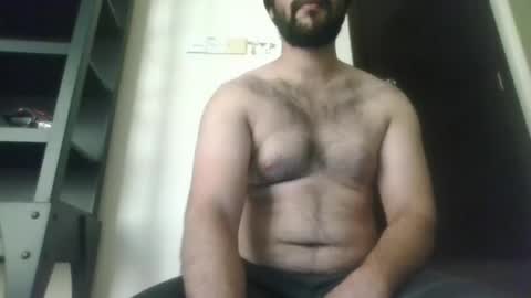 Snapshot of its_me_2323 chatting on 03/12/25, 02:52 its_me_2323 online show from 03/12/25, 02:52