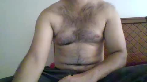 its_me_2323 online show from 06/02/26, 05:53