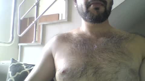 Snapshot of its_me_2323 chatting on 07/07/26, 05:10 its_me_2323 online show from 07/07/26, 05:10
