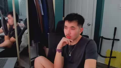 Snapshot of itsagoodboy69 chatting on 03/17/26, 09:12 asiancollegebro online show from 03/17/26, 09:12