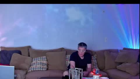 Snapshot of itsallaboutme68 chatting on 05/13/26, 07:39 Just John online show from 05/13/26, 07:39