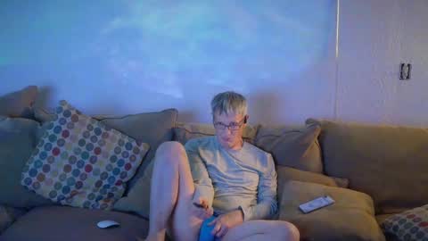 Snapshot of itsallaboutme68 chatting on 05/20/26, 06:30 Just John online show from 05/20/26, 06:30