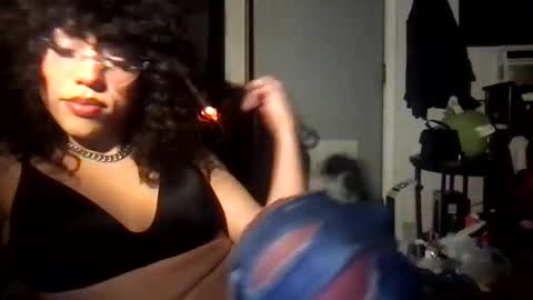 Snapshot of itsariessecrets chatting on 01/29/25, 03:33 itsariessecrets online show from 01/29/25, 03:33